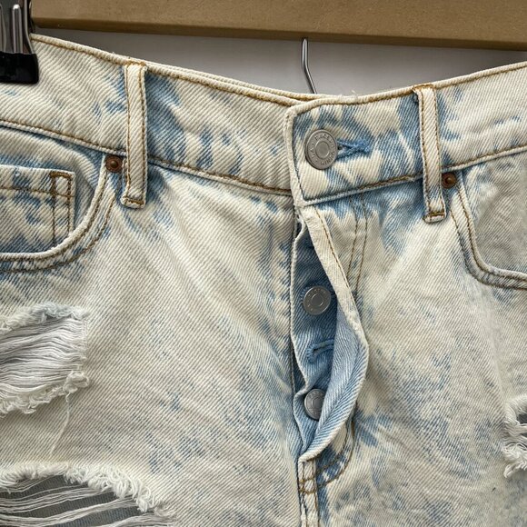 PacSun Women High Rise Icon Shorts Cutoff Raw Hem Distressed Denim 25 Light Wash - Picture 4 of 13